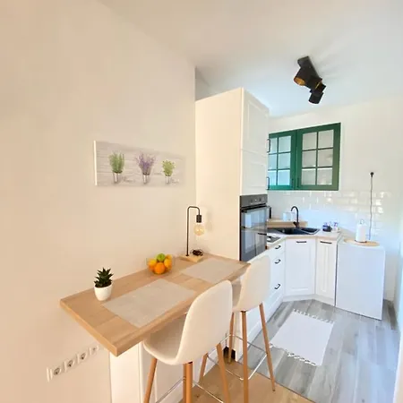 Apartment Modern In The Old Town *