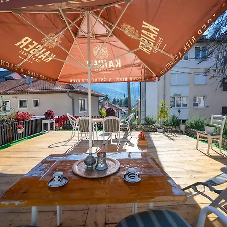 Modern In The Old Town Apartment